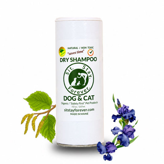 Sit Stay Forever Dry Powder Shampoo for Dogs & Cats bottle with witch hazel and orris root flower on white background